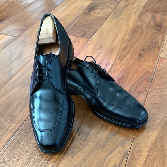 Allen Edmonds Other - Elegant Black Allen Edmonds Leather Men's Oxfords- Burtons